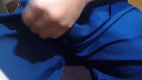 Snapshot of icky_thumps chatting on 12.25.24 icky_thumps online show from 12.25.24