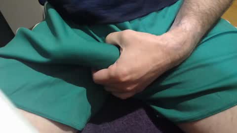 Snapshot of icky_thumps chatting on 01.02.25 icky_thumps online show from 01.02.25