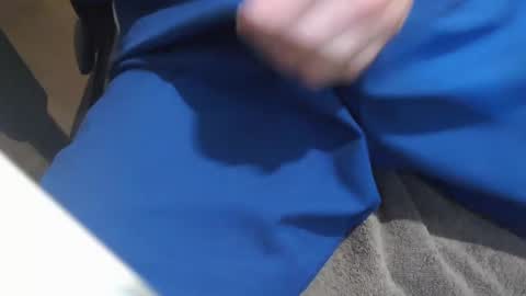 Snapshot of icky_thumps chatting on 02.01.25 icky_thumps online show from 02.01.25