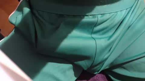 Snapshot of icky_thumps chatting on 02.15.25 icky_thumps online show from 02.15.25