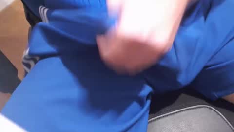 Snapshot of icky_thumps chatting on 09.23.25 icky_thumps online show from 09.23.25