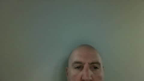 Snapshot of icumming chatting on 12.26.24 icumming online show from 12.26.24