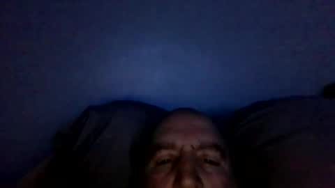 Snapshot of icumming chatting on 01.28.25 icumming online show from 01.28.25