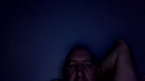 Snapshot of icumming chatting on 02.11.25 icumming online show from 02.11.25