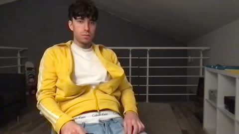 Snapshot of icyninesix chatting on 02.04.25 icyninesix online show from 02.04.25