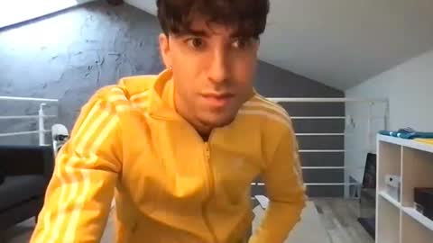 Snapshot of icyninesix chatting on 02.05.25 icyninesix online show from 02.05.25