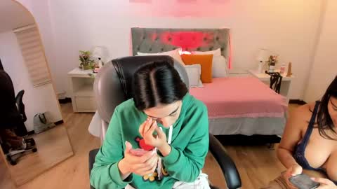 Icy online show from 05.23.26