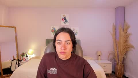 Icy online show from 06.12.26