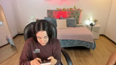 Icy online show from 06.13.26