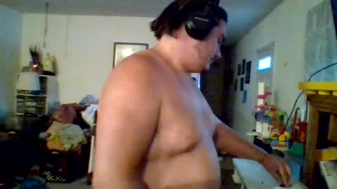 Snapshot of idahodad83202 chatting on 06.21.26 idahodad83202 online show from 06.21.26