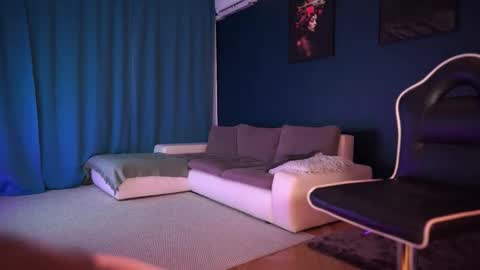 Little Flower online show from 11.15.25