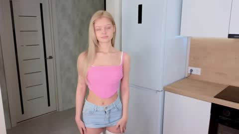 Lisa online show from 01.10.25