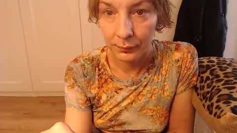 Snapshot of ifk_donkeysfr chatting on 10.14.25 Ifk Donkeys online show from 10.14.25