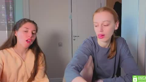 Julia and Mira online show from 04.01.26