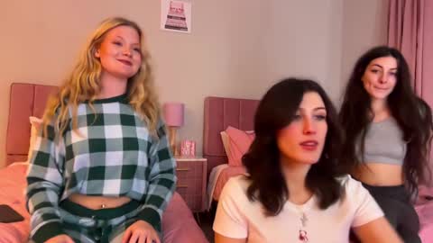 cassie online show from 02.06.25