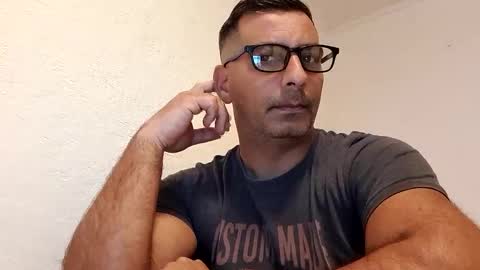 Snapshot of ihtiandar1008 chatting on 02.22.25 ihtiandar1008 online show from 02.22.25