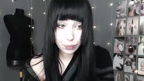 iiiiiiis online show from 04.29.26