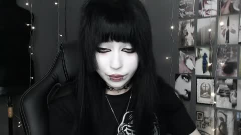 iiiiiiis online show from 05.02.26