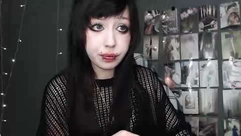 iiiiiiis online show from 06.10.26