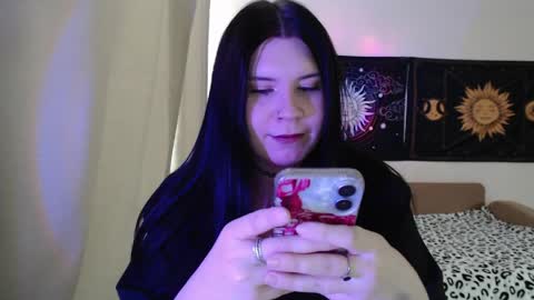 Vella online show from 04.22.26