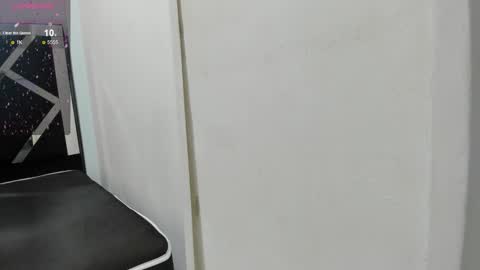 Isabella online show from 11.17.25