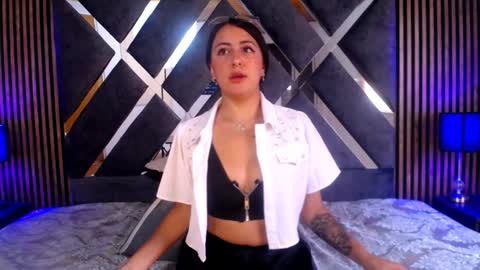 Isa online show from 02.08.25