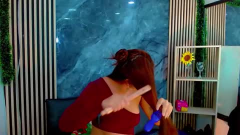 Snapshot of iisalombardi chatting on 01.06.26 iisalombardi online show from 01.06.26