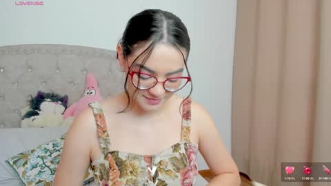 Snapshot of iki_mei chatting on 02.07.25 Maria online show from 02.07.25