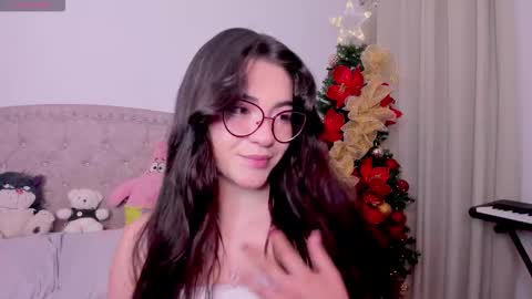 Snapshot of iki_mei chatting on 11.24.25 Maria online show from 11.24.25