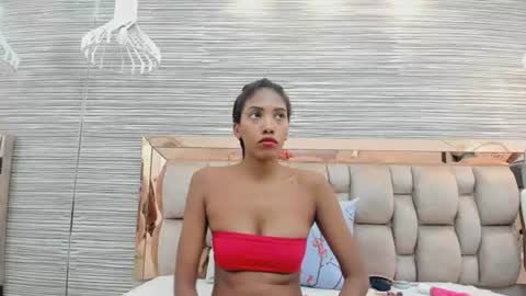 Snapshot of ikia_lopez chatting on 07.18.26 ikia lopez online show from 07.18.26
