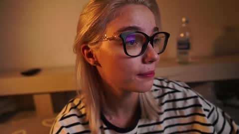 ileanacampbel online show from 12.17.24