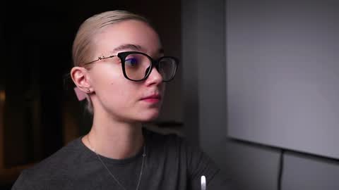 ileanacampbel online show from 12.26.24