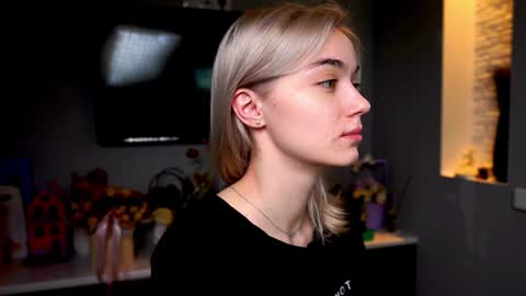 ileanacampbel online show from 02.07.25