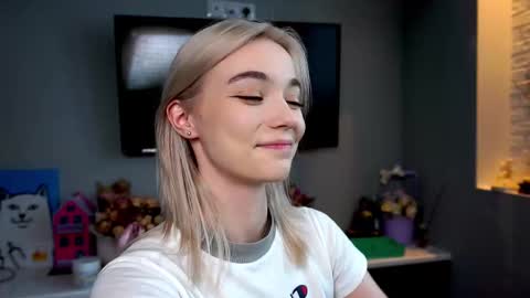 ileanacampbel online show from 02.10.25