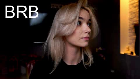 ileanacampbel online show from 09.15.25