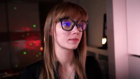 ileanacampbel online show from 10.11.25