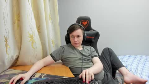 Snapshot of iliaskrislove chatting on 05.22.26 iliaskris online show from 05.22.26