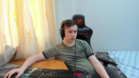 Snapshot of iliaskrislove chatting on 05.23.26 iliaskris online show from 05.23.26