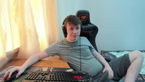 Snapshot of iliaskrislove chatting on 06.04.26 iliaskris online show from 06.04.26