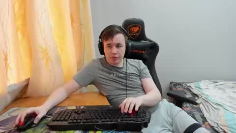 Snapshot of iliaskrislove chatting on 06.15.26 iliaskris online show from 06.15.26