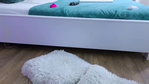 Emma online show from 09.25.25