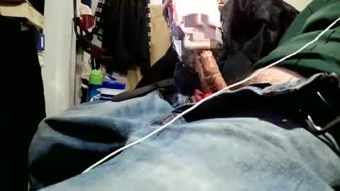 Snapshot of iliketofuck1975 chatting on 11.18.25 iliketofuck1975 online show from 11.18.25