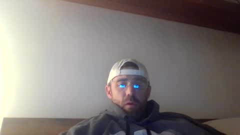 Snapshot of ilikeyou5847 chatting on 10.03.25 ilikeyou5847 online show from 10.03.25