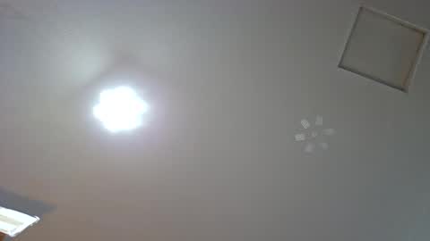 illcomunicate69 online show from 10.22.25