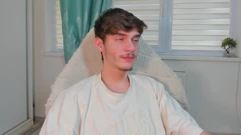 Snapshot of illusions888 chatting on 02.07.25 D-Illusion online show from 02.07.25