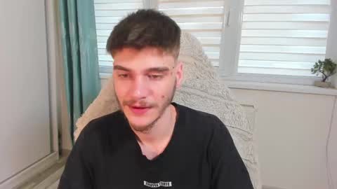 Snapshot of illusions888 chatting on 03.07.25 D-Illusion online show from 03.07.25