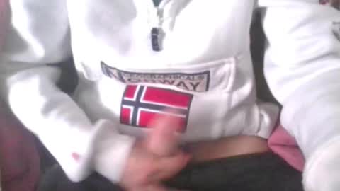 Snapshot of ilovebigass04 chatting on 11.16.25 yunstud online show from 11.16.25