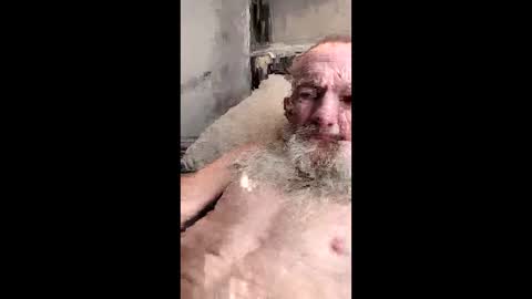 Snapshot of iluvnaughtypartygirls chatting on 04.12.26 iluvnaughtypartygirls online show from 04.12.26