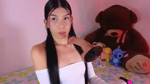 Isa Vasquez  online show from 06.14.26
