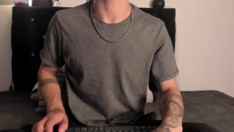 Snapshot of im__thomas chatting on 09.25.25 IM THOMAS online show from 09.25.25